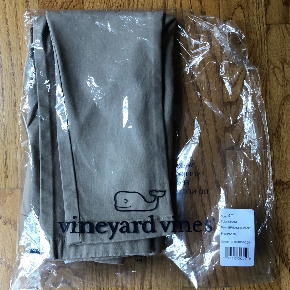 Boys Vineyard Vines khaki pants